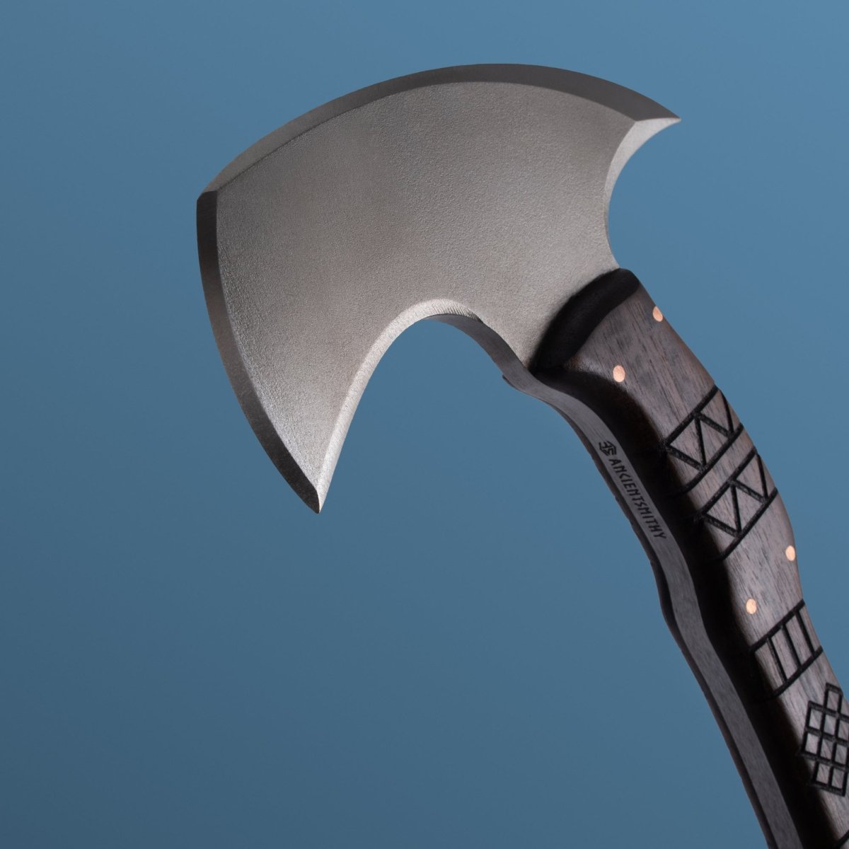 Hand forged tomahawk "Nanook" from AncientSmithy