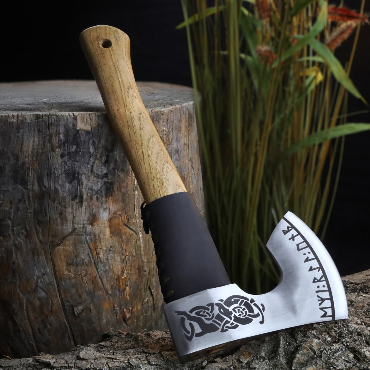 Camping Axe "Urvangr" from AncientSmithy